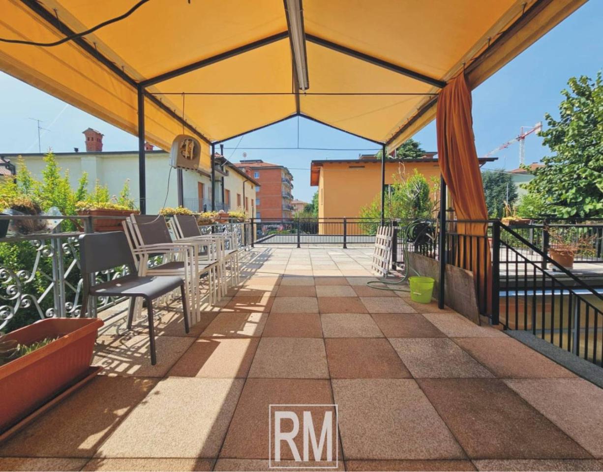 Квартира с 3 комнатами в Курно, Италия № 33224