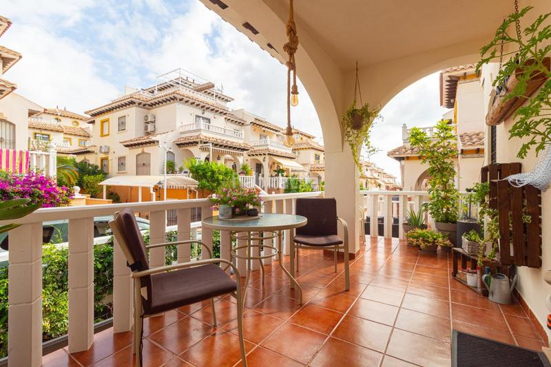 Adosado de 2 dormitorios en Alicante, Spain No. 139738