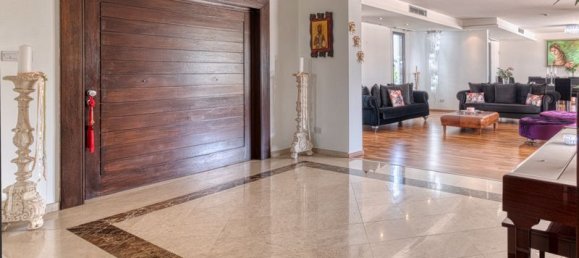 5 Schlafzimmer Villa in Dromolaxia, Cyprus, Nr. 9524 14