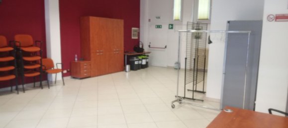  عقار تجاري في Milan, Italy 85متر مربع رقم 250580 8