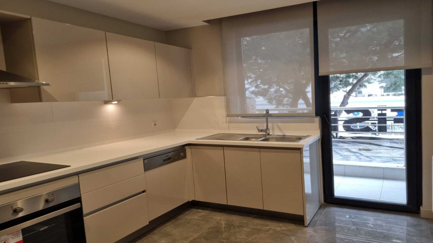 Apartment 4+1 in Yucel Park, Istanbul, Turkey No. 35554