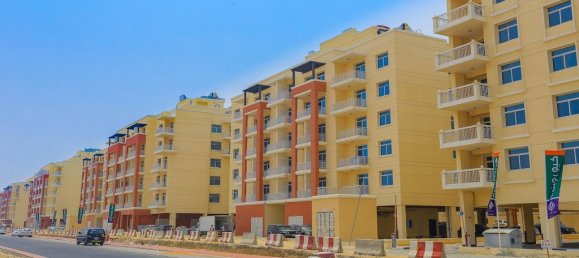 1877m² Building in Dubai, UAE No. 9014 2