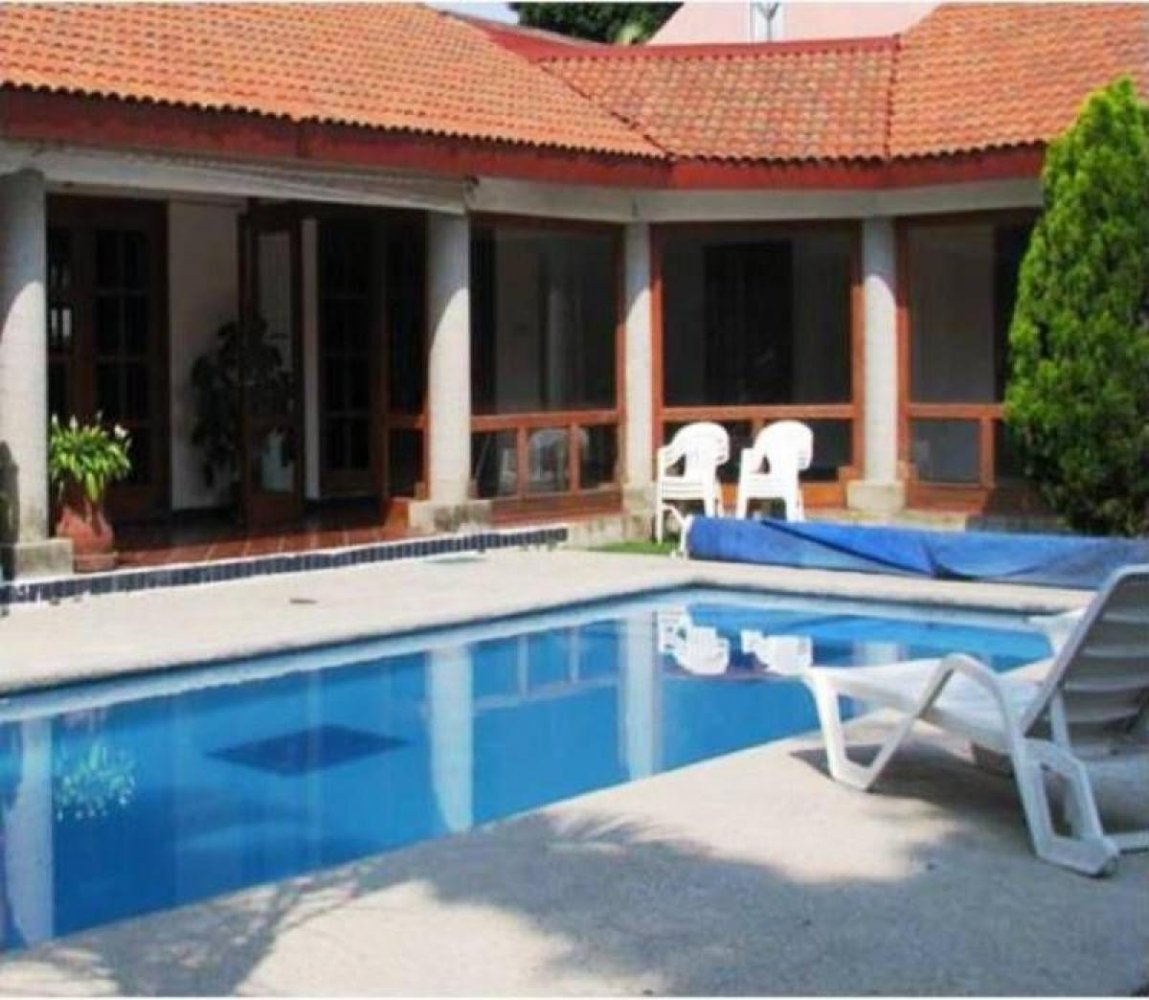 4 bedrooms House in Morelos, Mexico No. 155601