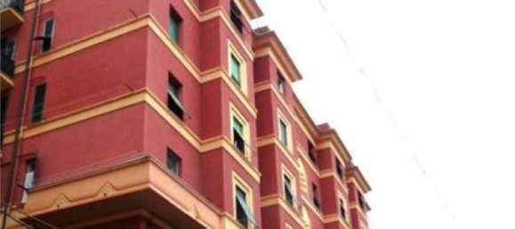 5 rooms Apartment in Genoa, Italy No. 276444 4