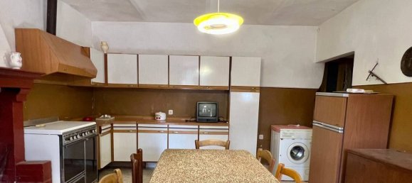 Casa de 12 habitaciónes en Todi, Italy No. 83389 40