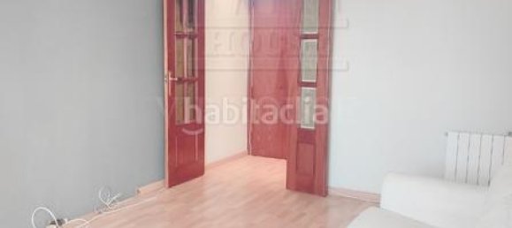 3 Schlafzimmer Wohnung in Badalona, Spain, Nr. 140049 5