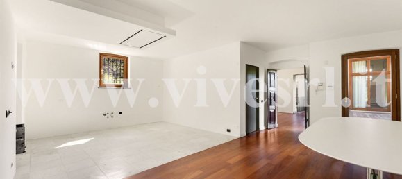 15-salle Maison à Bergamo, Italy No. 69582 13