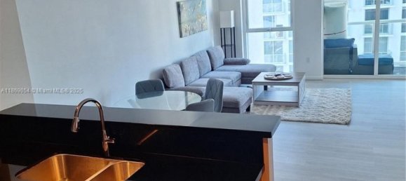 1 dormitorio propiedad comercial en venta en Miami, Miami-Dade, Florida, USA № 614788 4