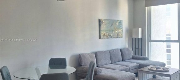 1 dormitorio propiedad comercial en venta en Miami, Miami-Dade, Florida, USA № 614788 7