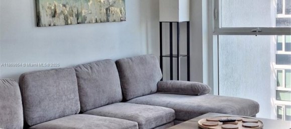 1 dormitorio propiedad comercial en venta en Miami, Miami-Dade, Florida, USA № 614788 2