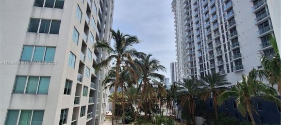 1 dormitorio propiedad comercial en venta en Miami, Miami-Dade, Florida, USA № 614788 10