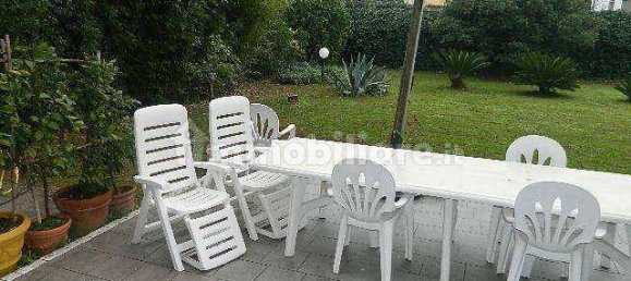 5غرفة بناية في Carrara, Italy رقم 51777 23