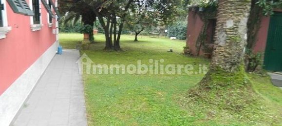 5غرفة بناية في Carrara, Italy رقم 51777 3