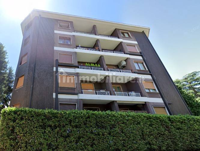 2 bedrooms Apartment in Merate, Italy No. 5213