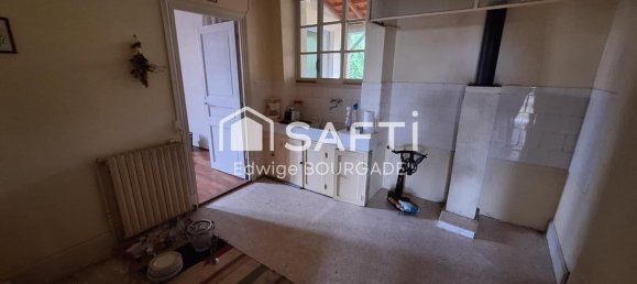 3 bedrooms House in Lot, France No. 286689 8