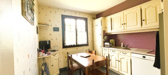 Casa de 4 dormitorios en Maintenon, France No. 66206 2