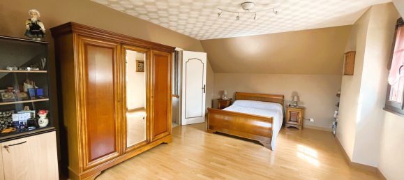 Casa de 4 dormitorios en Maintenon, France No. 66206 7