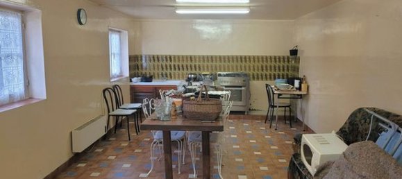 4 bedrooms House in Yonne, France No. 300822 15