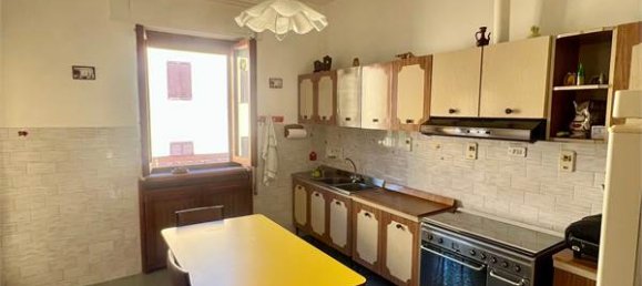 4 Schlafzimmer Villa in Pescia, Italy, Nr. 305363 4