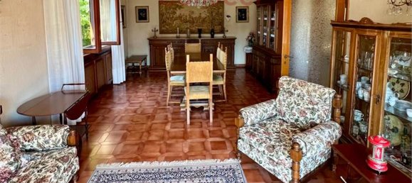 4 Schlafzimmer Villa in Pescia, Italy, Nr. 305363 2