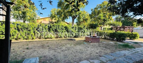 3 bedrooms Apartment in Francavilla al Mare, Italy No. 259330 8