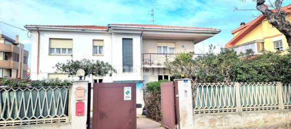 3 bedrooms Apartment in Francavilla al Mare, Italy No. 259330 3