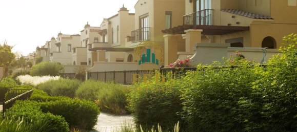 3 bedrooms Villa in Mirdif, UAE No. 8135 18