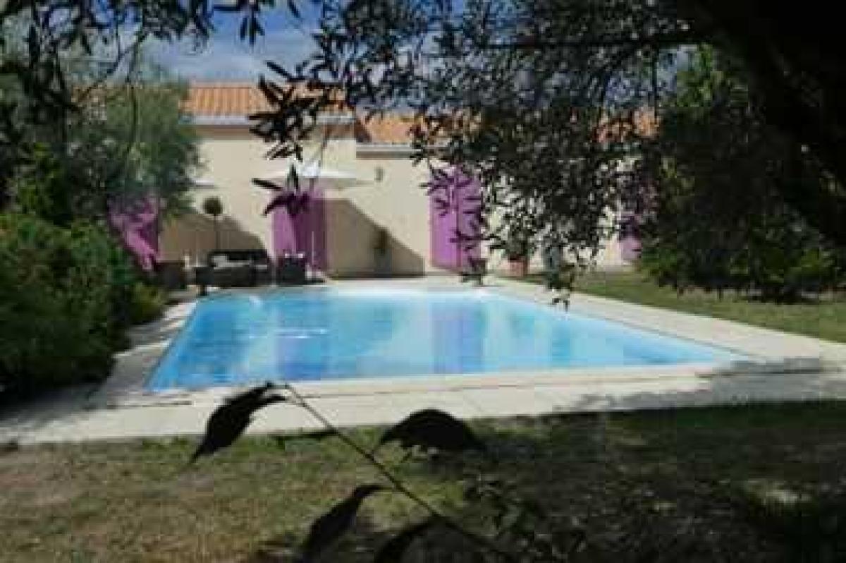 Casa de 5 dormitorios en Bazas, France No. 11294