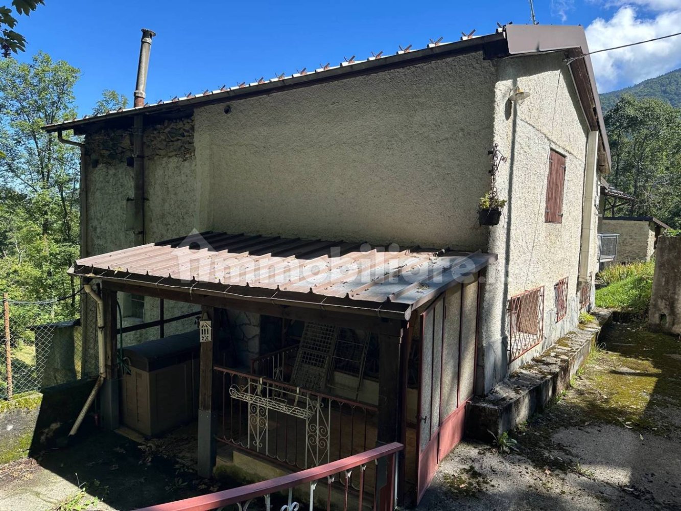 Дом с 2 спальнями в Кьюза ди Пезио, Италия № 324031