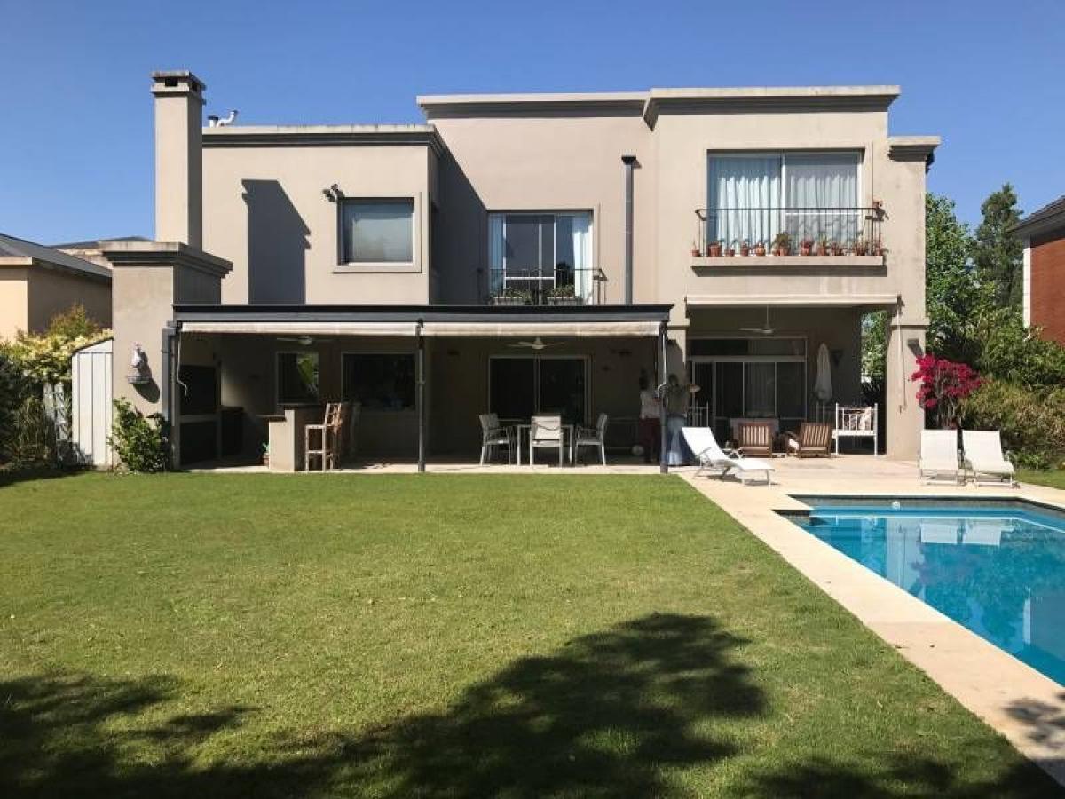 4 bedrooms House in Tigre, Argentina No. 61991