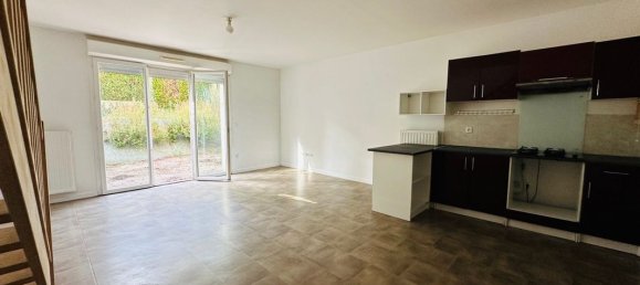 Casa de 3 dormitorios en Ballan-Mire, France No. 248794 4