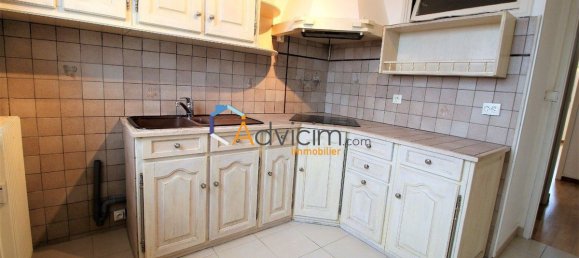 2 bedrooms Apartment in Orleans, France No. 74586 4