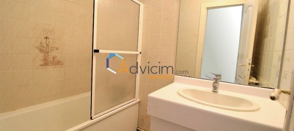 2 bedrooms Apartment in Orleans, France No. 74586 10