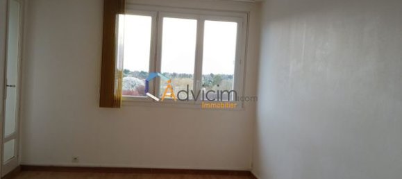 2 bedrooms Apartment in Orleans, France No. 74586 6