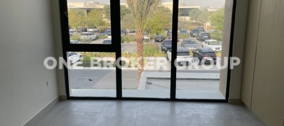 Moradia em banda T4 em Dubai Hills Estate, UAE N.º 1287 2