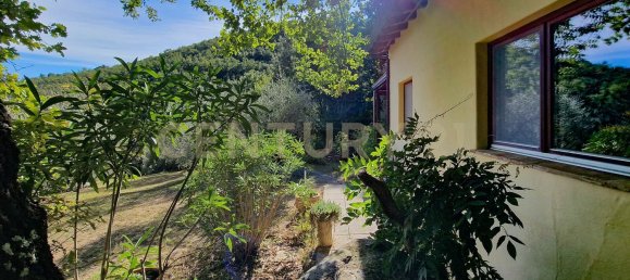 4 bedrooms House in Roccastrada, Italy No. 316844 5