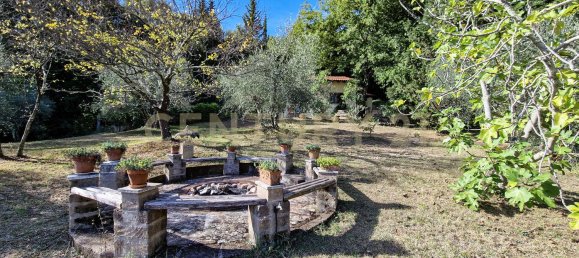 4 bedrooms House in Roccastrada, Italy No. 316844 8