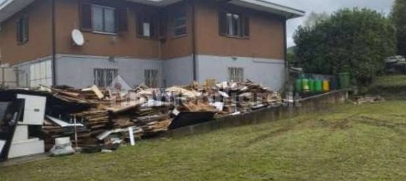 Estúdio em Brinzio, Italy N.º 8437 3