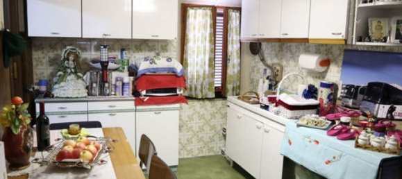 10 rooms House in Foiano della Chiana, Italy No. 228571 20