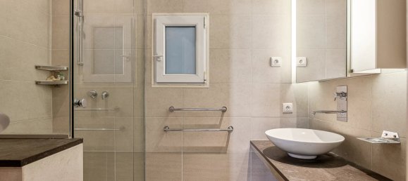 Apartamento de 2 dormitorios en Cannes, France No. 772 3