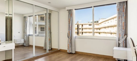 Apartamento de 2 dormitorios en Cannes, France No. 772 2