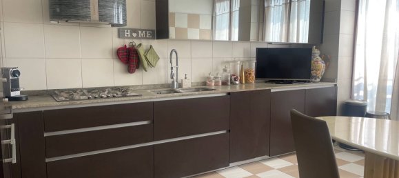 Apartamento de 3 dormitorios en Monza, Italy No. 175405 6