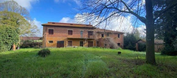 5 bedrooms House in Castiglione del Lago, Italy No. 78071 3