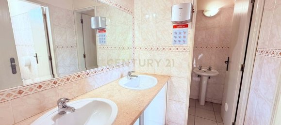 Gewerbliche Immobilie in Quelfes, Portugal 282m², Nr. 236239 5