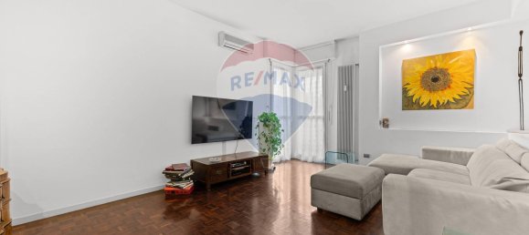 3 bedrooms Apartment in Segrate, Italy No. 357841 4