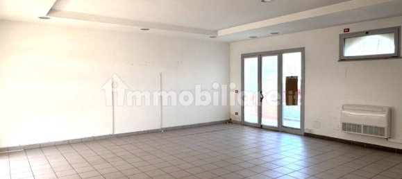 Propiedad comercial de 1 habitación en Rome, Italy No. 268290 15