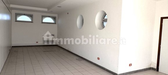 Propiedad comercial de 1 habitación en Rome, Italy No. 268290 21