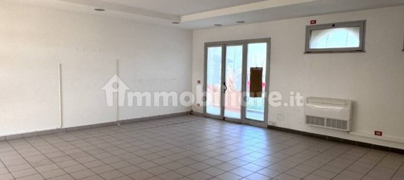 Propiedad comercial de 1 habitación en Rome, Italy No. 268290 14