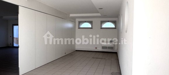 Propiedad comercial de 1 habitación en Rome, Italy No. 268290 22