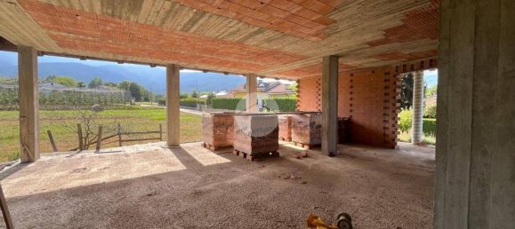 Villa de 3 dormitorios en Bagnolo Piemonte, Italy No. 305375 5